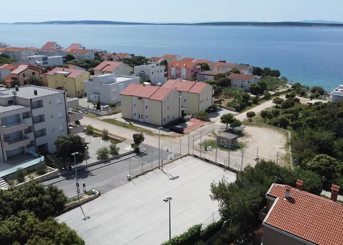 Апартаменты Relax 200m From The Sea View Мандре