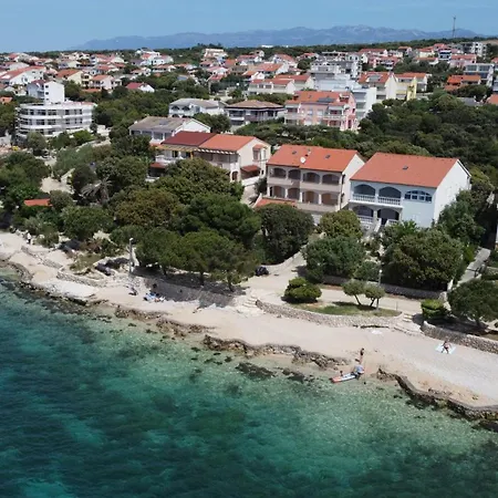 Relax 200m From The Sea View Apartamento Mandre