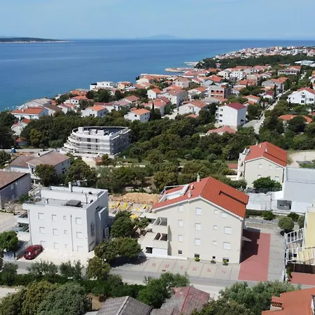 Relax 200m From The Sea View Apartman Mandre